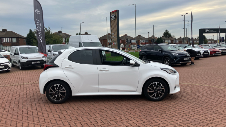 Toyota Yaris 1.5 Hybrid Design 5dr CVT Hybrid Hatchback